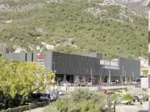 Sale, three bedroom apartment, 43m², Rozino, Budva - image 3