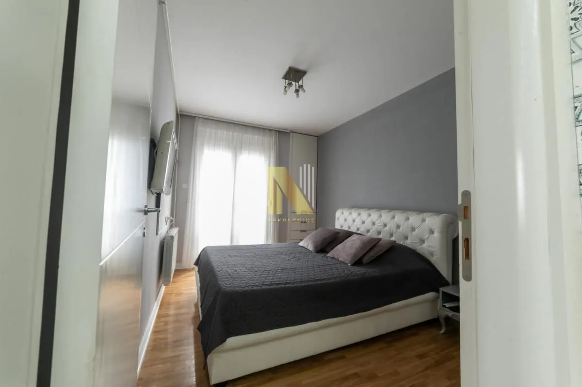 Prodaja, dvosoban stan, 49m², Centar, Novi Sad