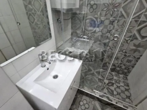 Sale, two bedroom apartment, 65m², Novi Beograd Blok 63, Novi Beograd Sve Podlokacije - image 8