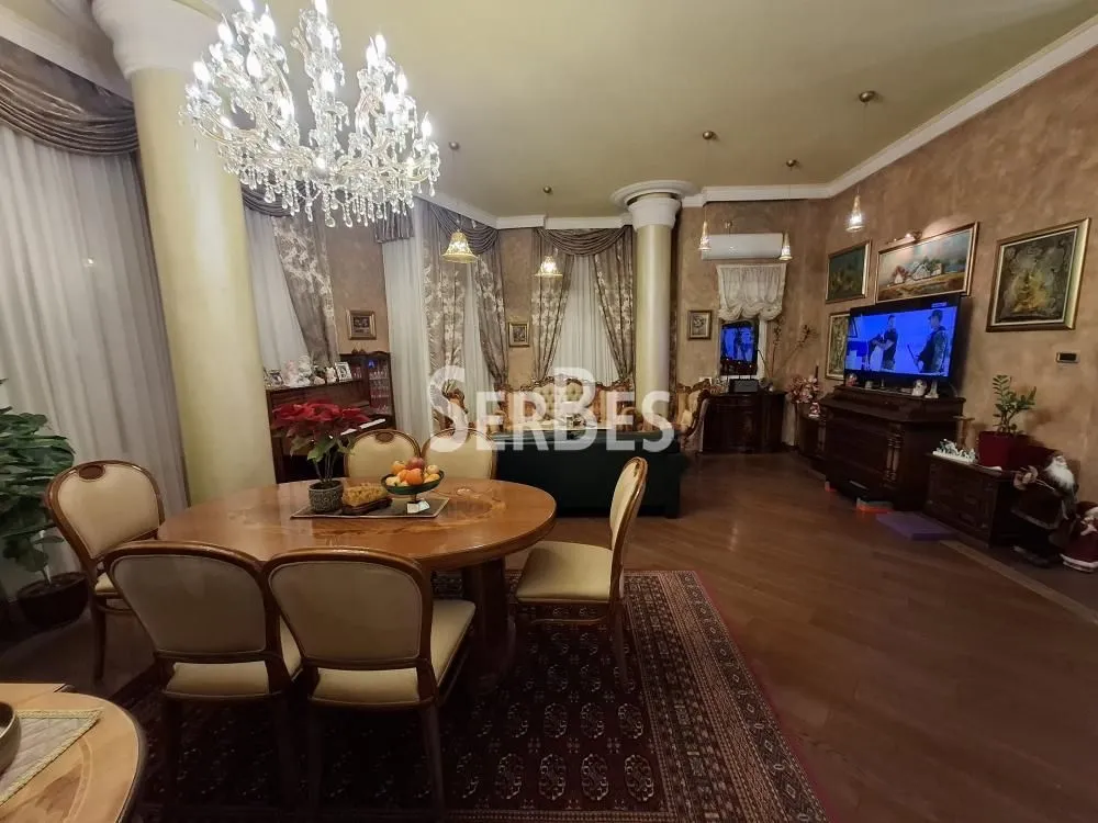 Prodaja, stan, 358m², Grbavica, Novi Sad Sve Podlokacije