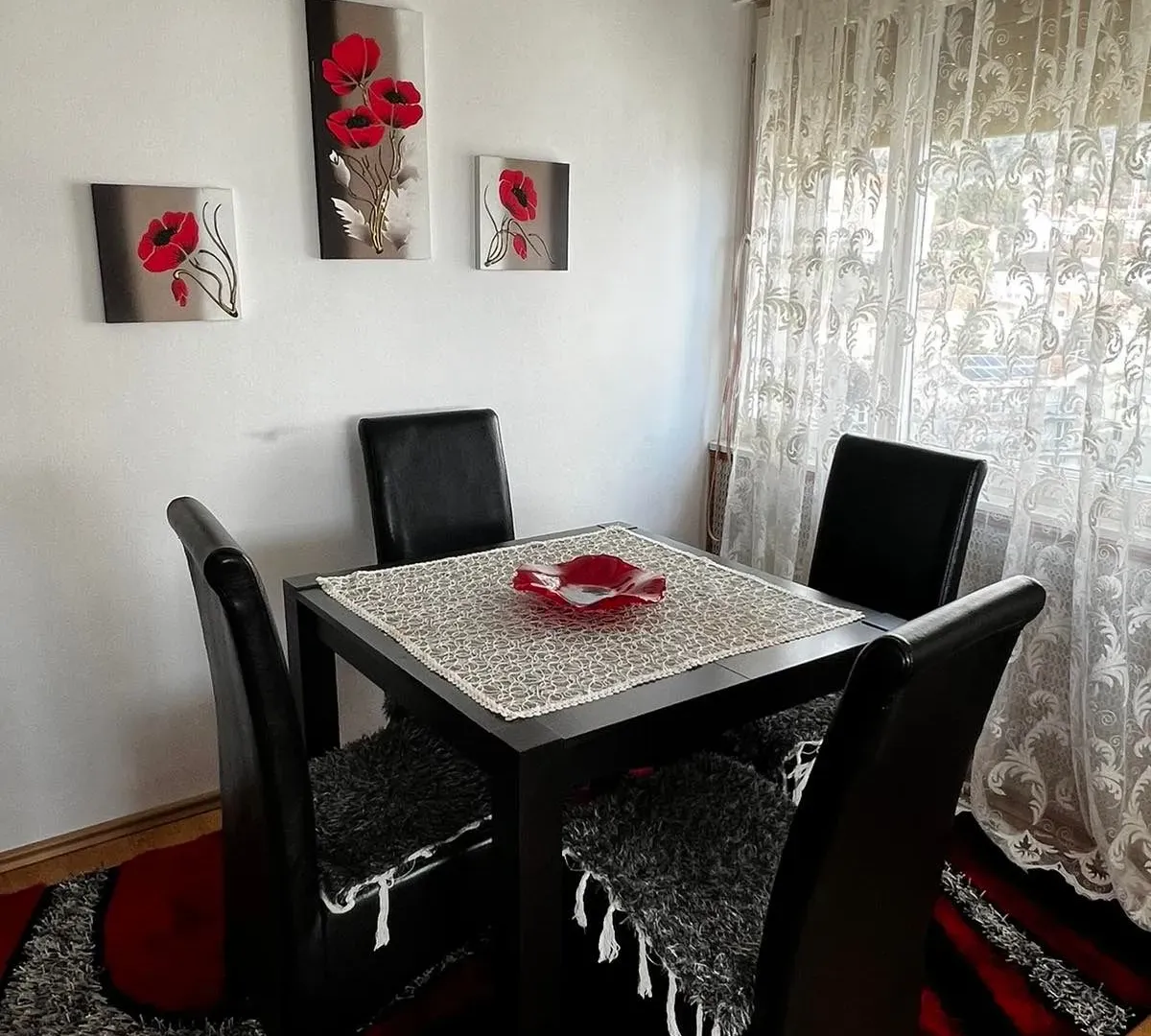 Rent, two bedroom apartment, 70m², Centar, Tivat