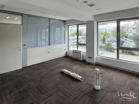 Sale, office space, 80m², Podgorica, Crna Gora - image 1