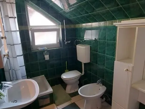 Prodaja, kuća, 340m², Veternik, Novi Sad Sve Podlokacije - image 26