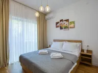 Izdavanje, dvosoban stan, 55m², Bečići, Budva - image 8