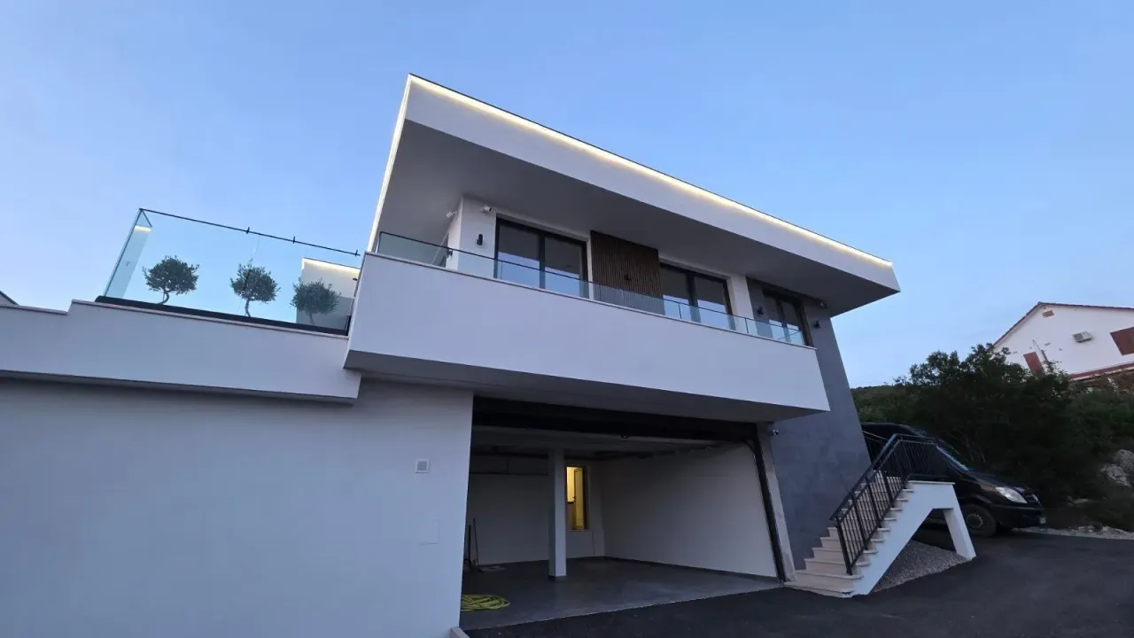 Prodaja, kuća, 126m², Krimovica, Kotor