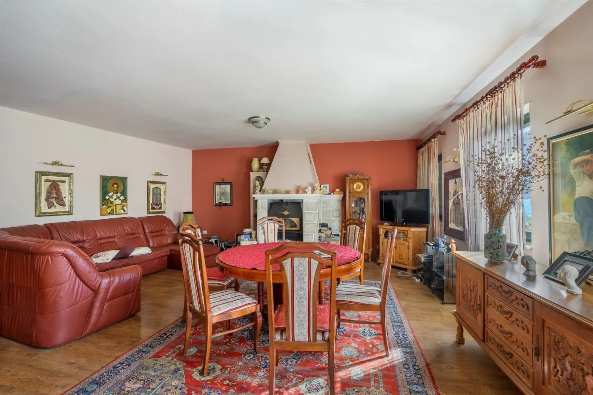 Prodaja, kuća, 250m², Kostanjica, Kotor