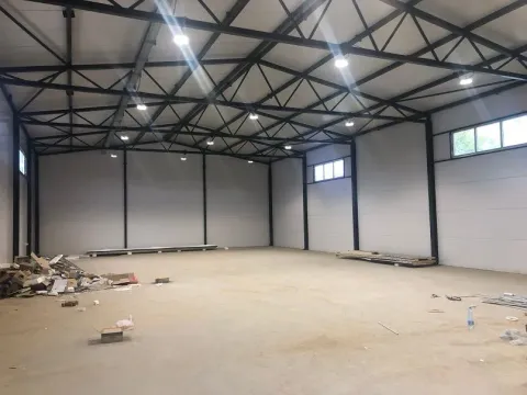 Rent, office space, 450m², Zrenjanin, Srbija