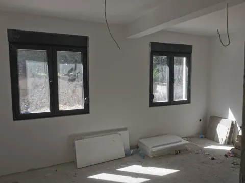 Prodaja, garsonjera, 26m², Zabjelo, Podgorica - image 1