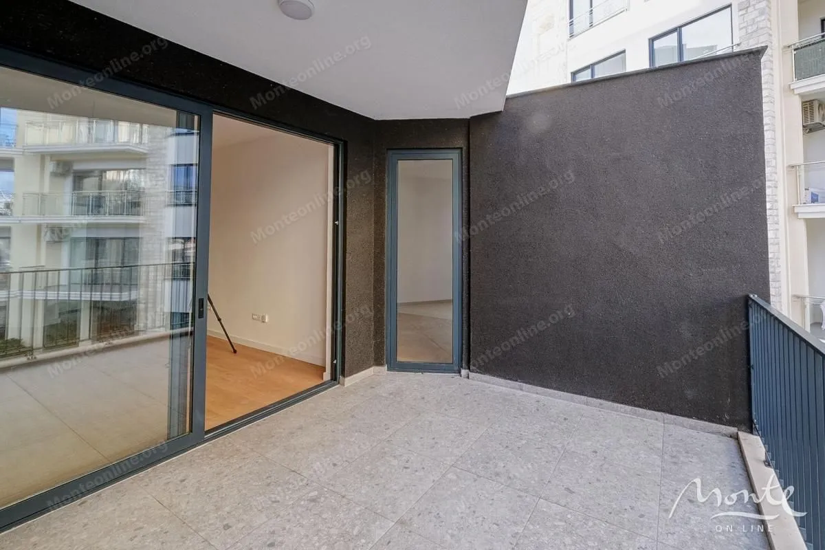 Sale, one bedroom apartment, 58m², Bečići, Budva