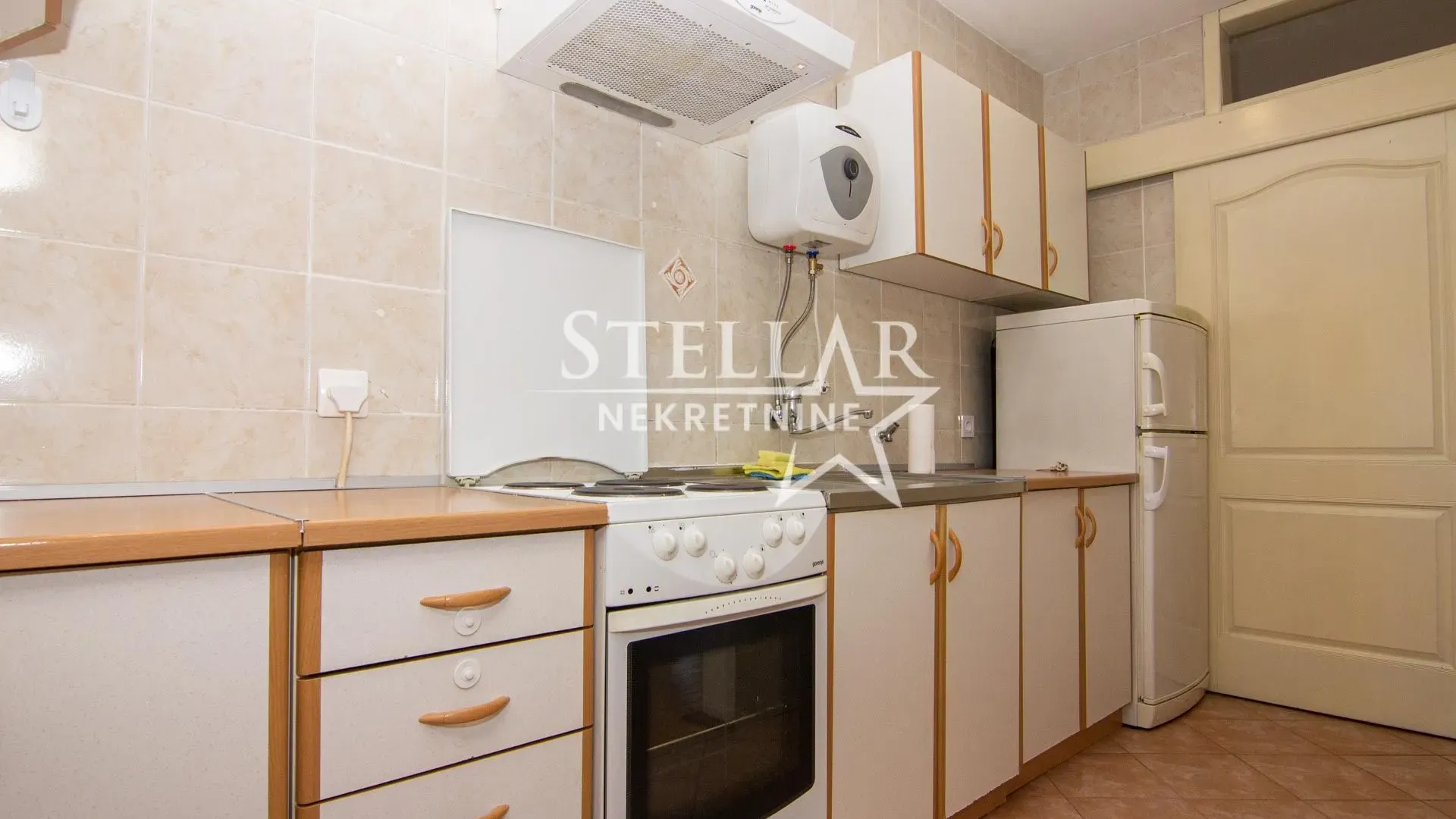 Izdavanje, dvosoban stan, 60m², Preko Morače, Podgorica