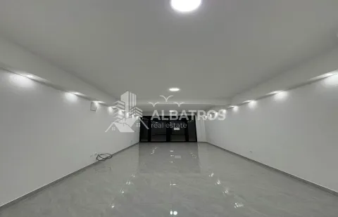Rent, office space, 37m², Šušanj, Bar - image 3