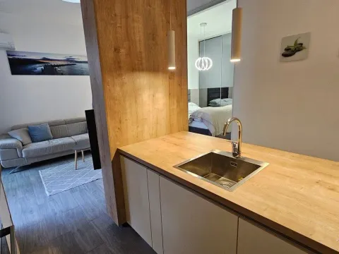 Prodaja, jednosoban stan, 44m², Bečići, Budva - image 10