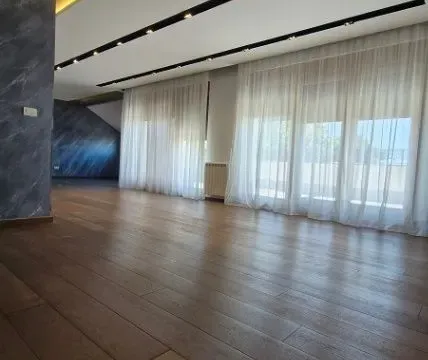 Izdavanje, četvorosoban stan, 204m², Kalenić Pijaca, Vračar Sve Podlokacije - image 3