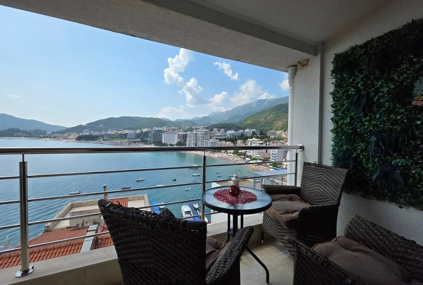Sale, two bedroom apartment, 85m², Rafailovići, Budva