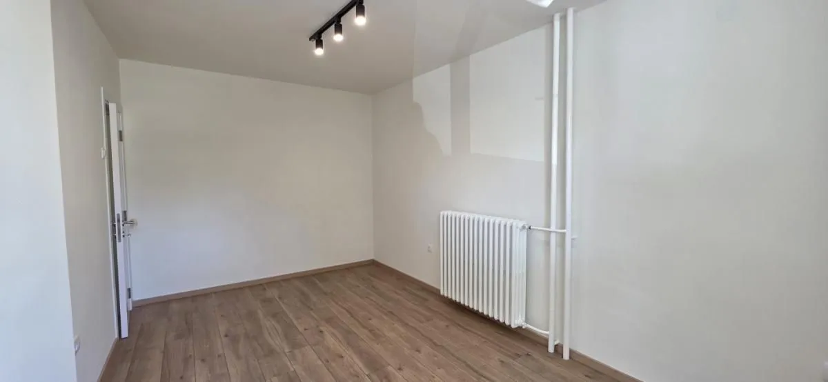 Prodaja, jednosoban stan, 37m², Banatić, Novi Sad Sve Podlokacije