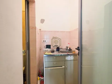 Izdavanje, poslovni prostor, 63m², Podgorica, Crna Gora - image 7