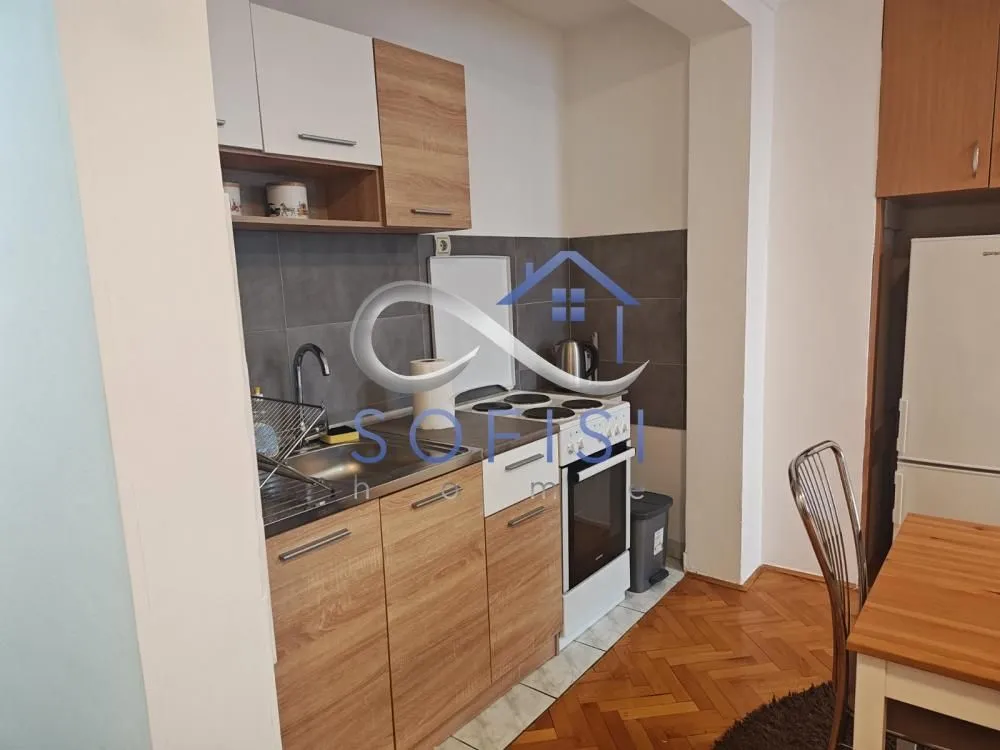 Izdavanje, jednosoban stan, 36m², Centar, Novi Sad