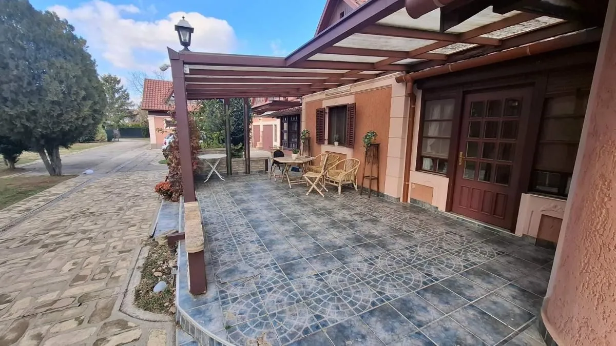 Prodaja, kuća, 481m², Bečej, Novi Sad