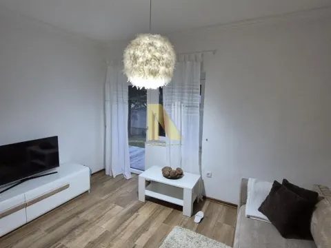 Prodaja, kuća, 550m², Sremska Kamenica, Petrovaradin - image 11