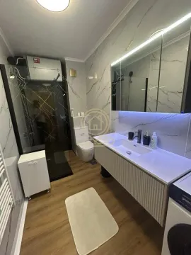 Izdavanje, trosoban stan, 76m², Centar, Novi Sad - image 20