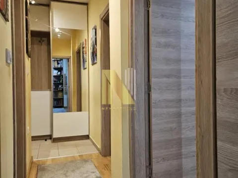 Sale, three bedroom apartment, 56m², Bulevar patrijarha Pavla, Novi Sad Sve Podlokacije - image 17