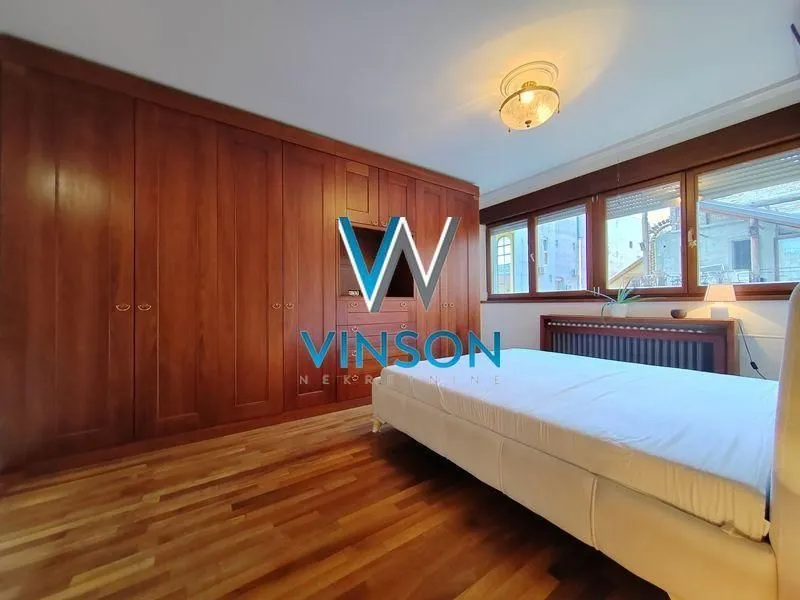 Izdavanje, četvorosoban stan, 115m², Centar, Novi Sad