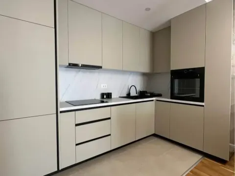 Izdavanje, dvosoban stan, 70m², Ljubović, Podgorica - image 1