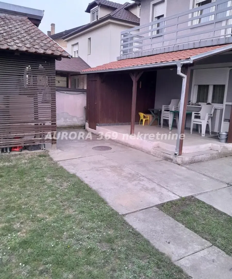 Prodaja, kuća, 107m², Veternik, Novi Sad Sve Podlokacije