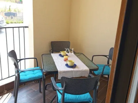 Rent, one bedroom apartment, 50m², Sutvara, Kotor - image 9
