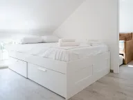 Izdavanje, kuća, 50m², Tivat, Crna Gora - image 5