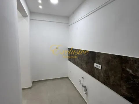 Prodaja, trosoban stan, 64m², Čukarička Padina, Beograd - image 3