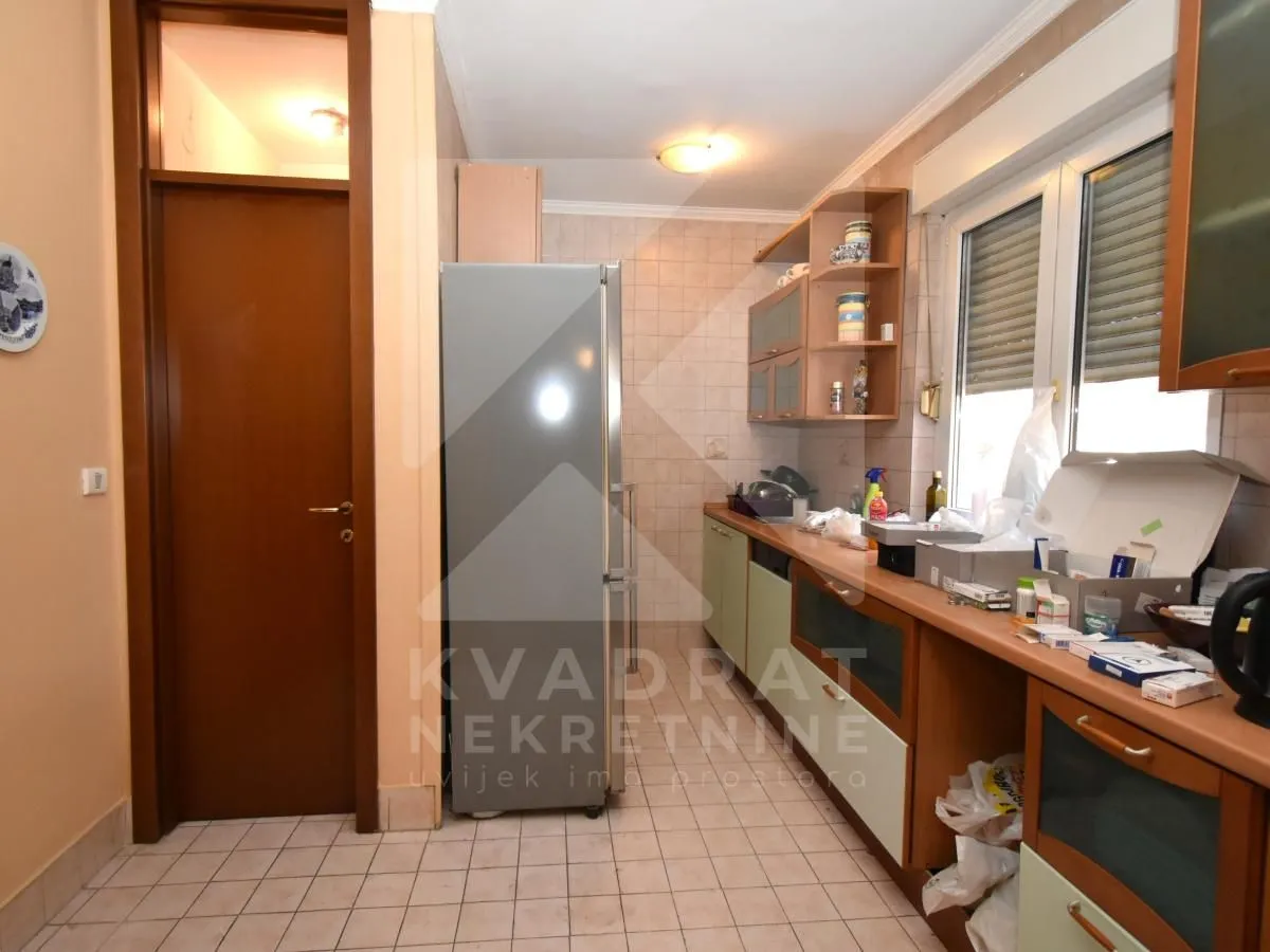 Prodaja, dvosoban stan, 97m², Stari Aerodrom, Podgorica