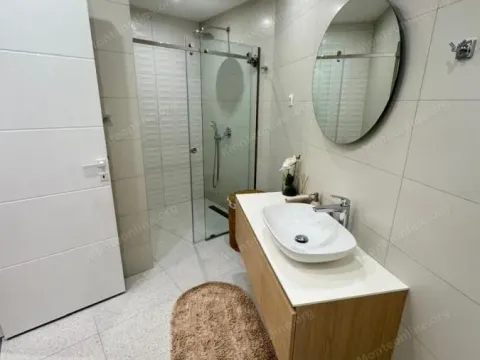 Prodaja, jednosoban stan, 54m², Bečići, Budva - image 12