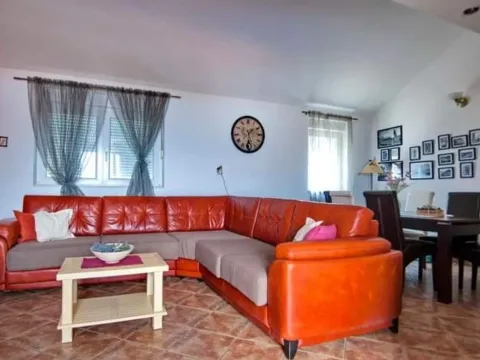 Prodaja, trosoban stan, 100m², Dobrota, Kotor - image 9