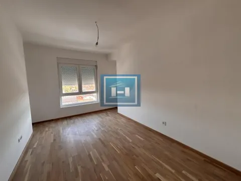 Prodaja, jednosoban stan, 52m², Centar, Jagodina - image 10