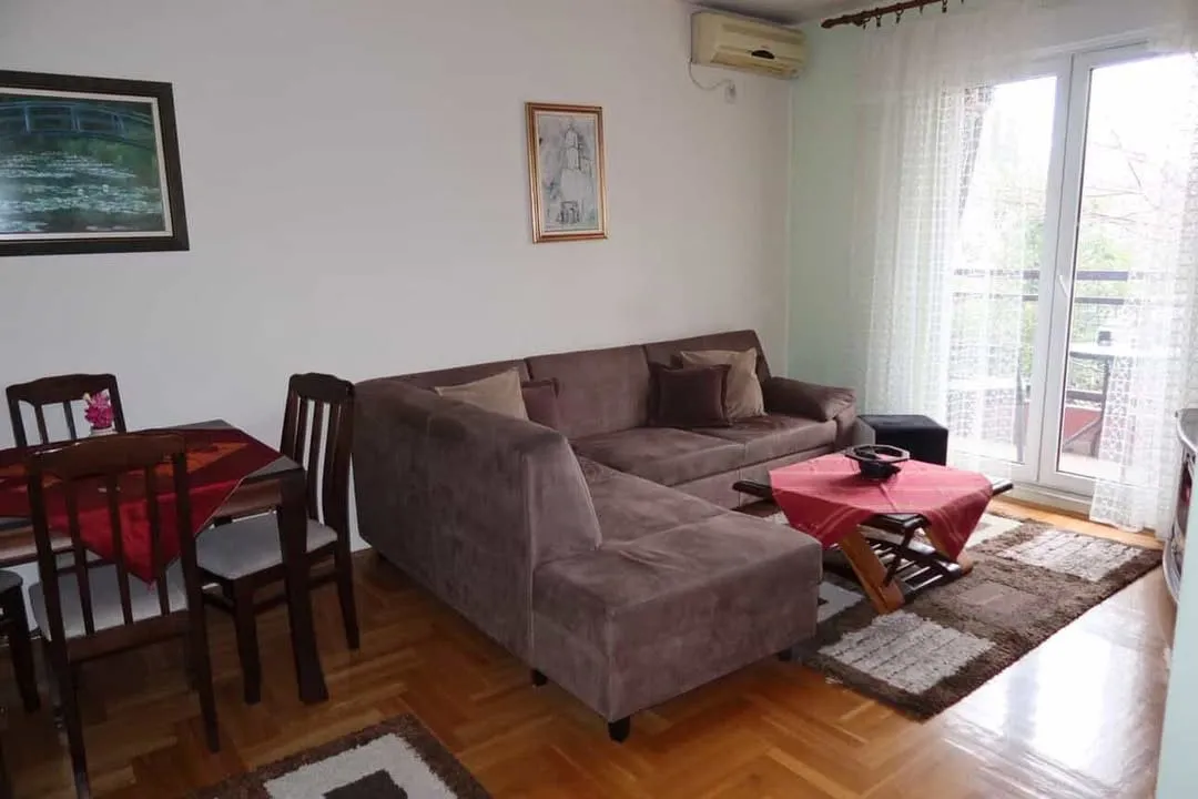 Prodaja, jednosoban stan, 43m², Krivi Most, Podgorica