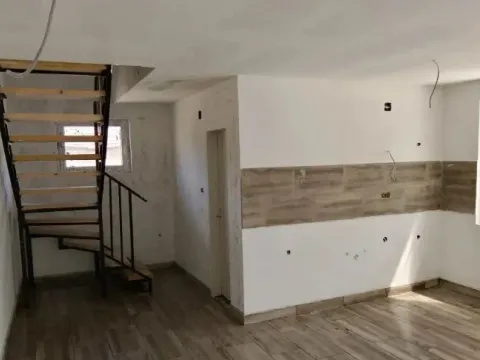 Prodaja, kuća, 160m², Bečej, Novi Sad - image 6