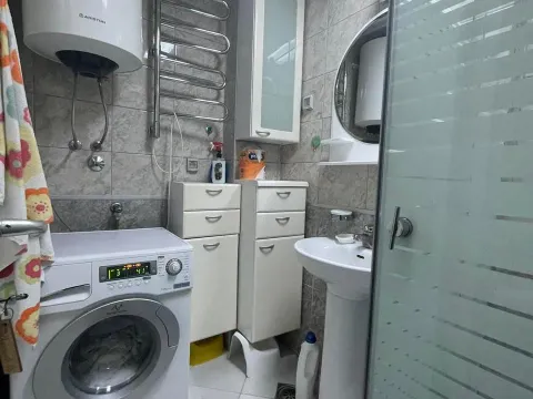 Izdavanje, jednosoban stan, 66m², Rafailovići, Budva - image 6