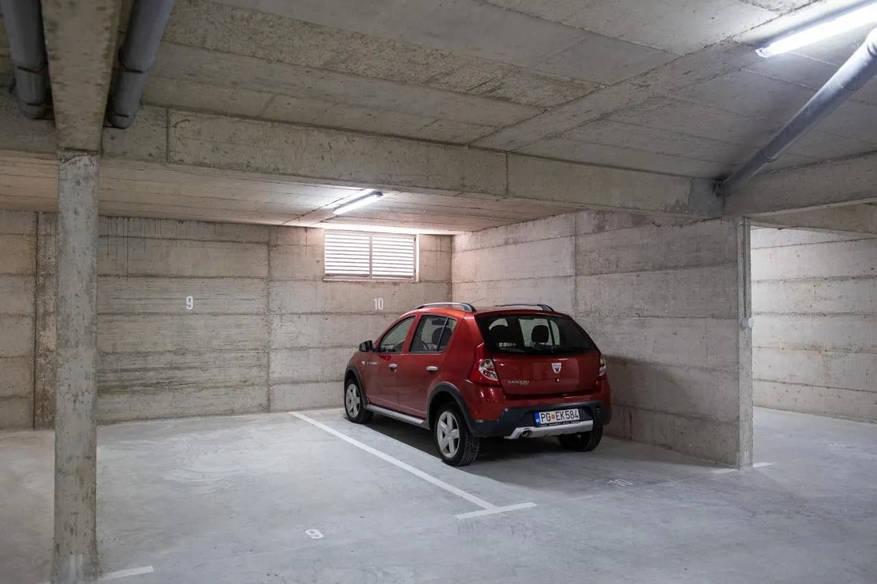 Rent, one bedroom apartment, 45m², Budva, Crna Gora