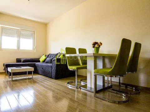 Izdavanje, jednosoban stan, 48m², City Kvart, Podgorica - image 4