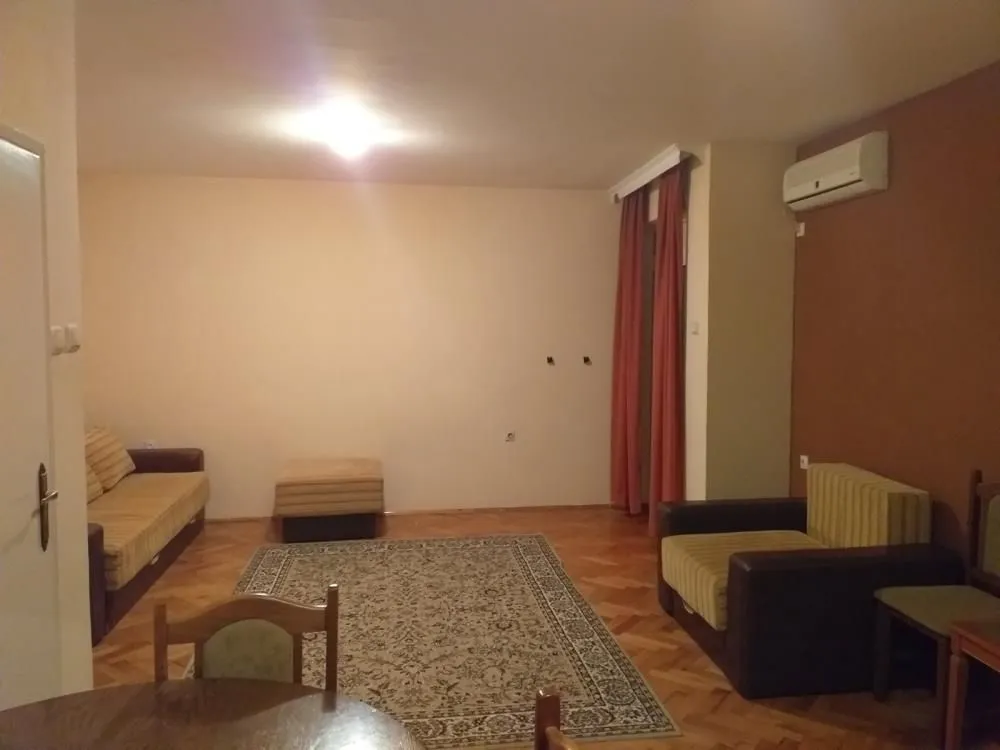 Prodaja, dvosoban stan, 62m², Paraćin, Srbija