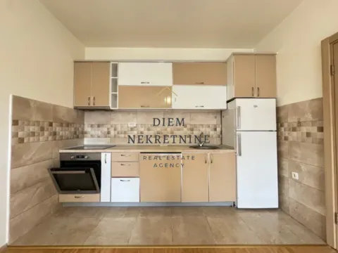 Rent, one bedroom apartment, 43m², Stari Aerodrom, Podgorica - image 2