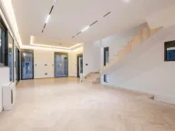 Prodaja,  kuća, 240m2, Bečići, Budva