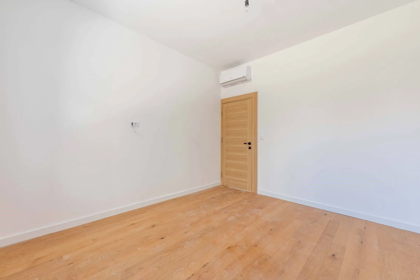 Prodaja, jednosoban stan, 49m², Petrovac, Budva