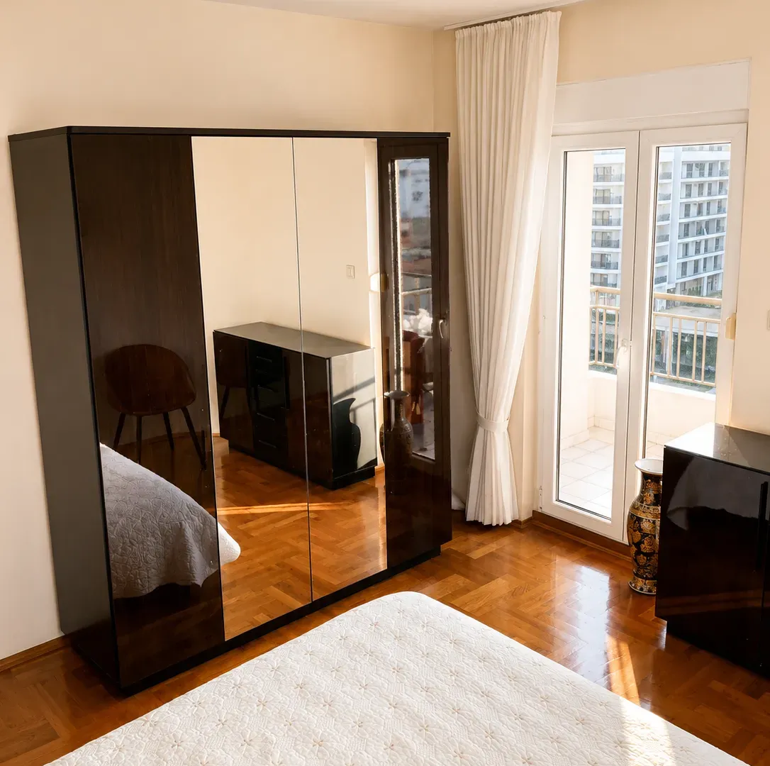 Izdavanje, trosoban stan, 103m², Pobrežje, Podgorica