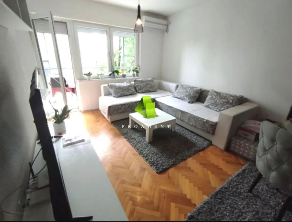 Rent, one bedroom apartment, 43m², Medijana, Niš