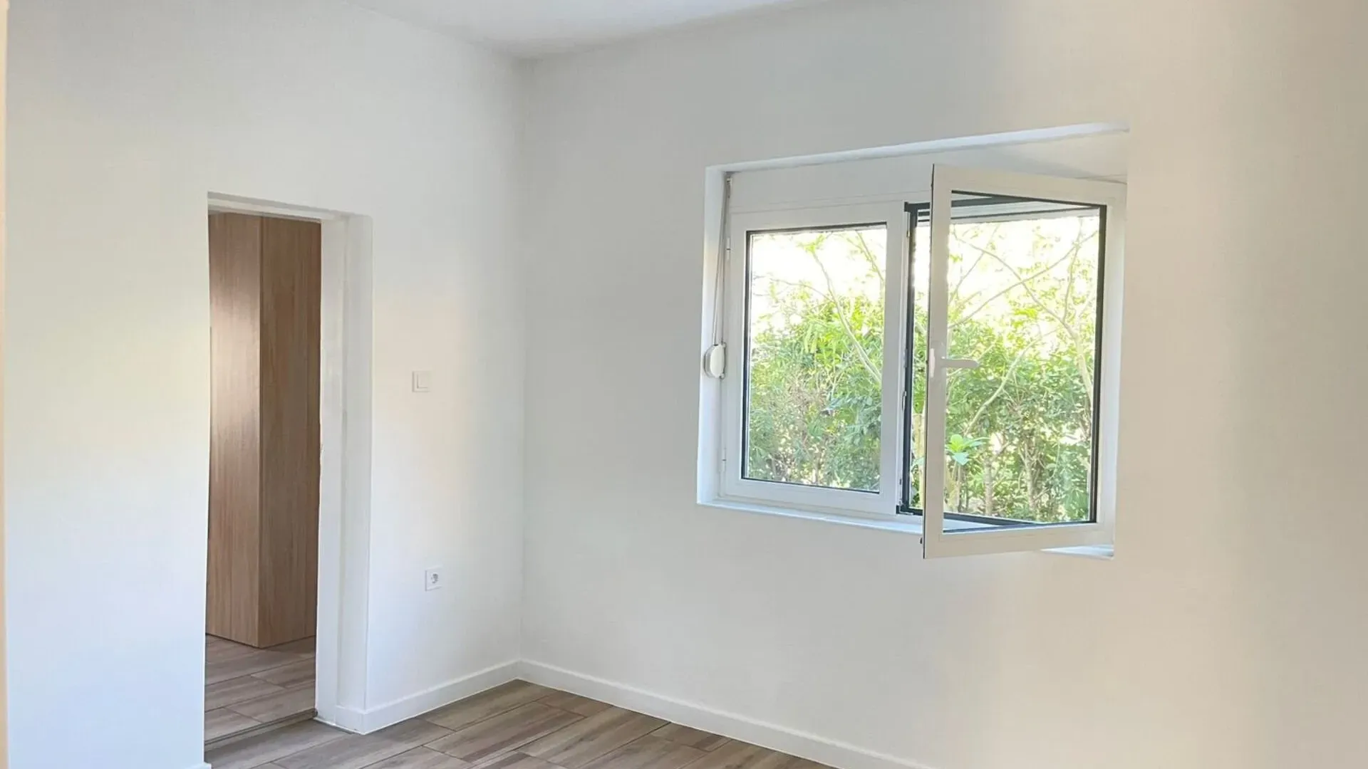 Prodaja, kuća, 118m², Dumidran, Tivat