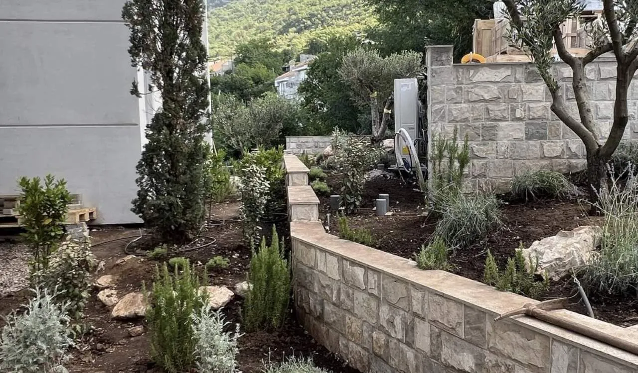 Prodaja, kuća, 231m², Blizikuće, Budva