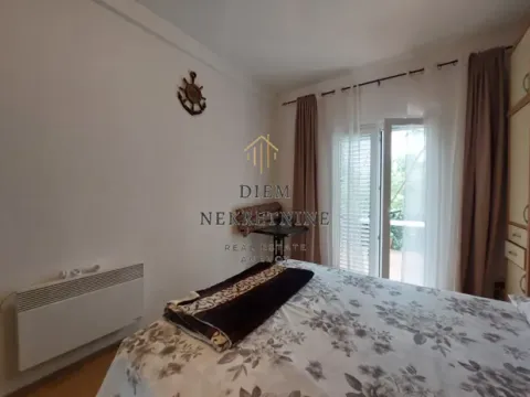 Rent, two bedroom apartment, 70m², Škaljari, Kotor - image 3