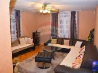 Izdavanje, kuća, 696m², Zlatica, Podgorica - image 40